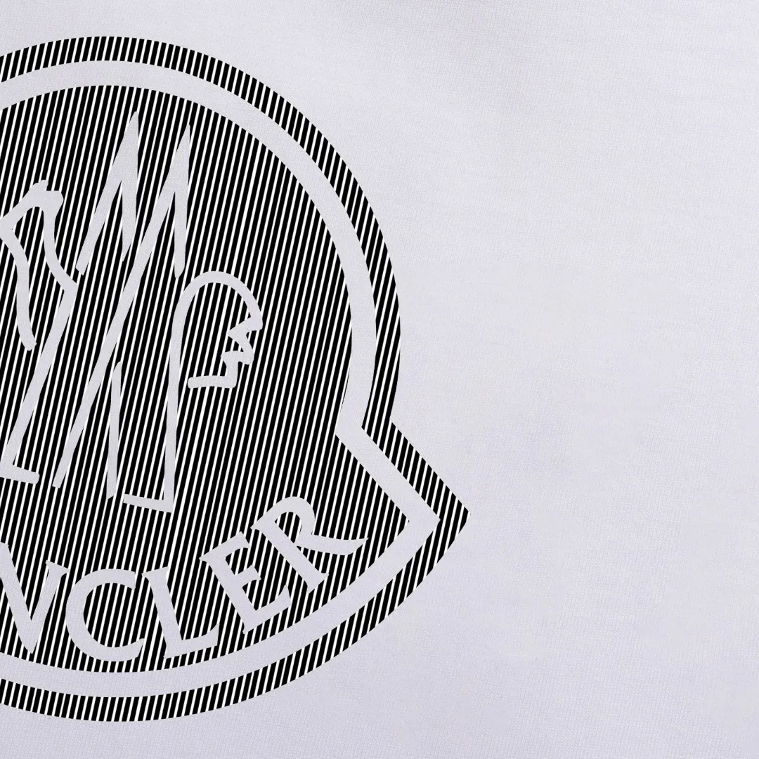 P80💰《Moncler~ 》 2026New Arrival Quality T ， , Versatile Quality ！ ‼ 32 250G ‼ ， ， ， ， T 🤪 Sizes：S-M-L-XL-2XL ：Black，White， Same Style
